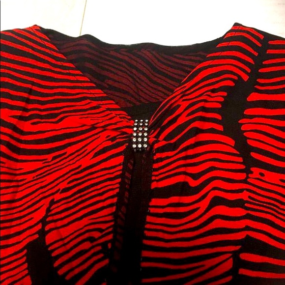 Red Stripes Top - Picture 4 of 6